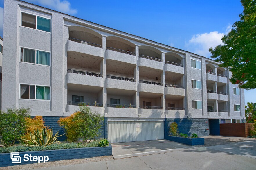Primary Photo Of 430 Obispo Ave, Long Beach Apartments For Sale