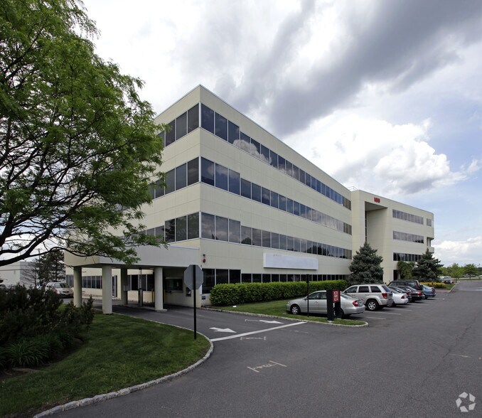 More Photos Of 165 Passaic Ave, Fairfield Office For Lease