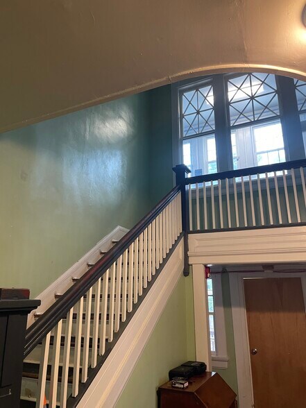 More Photos Of 1101 N Mangum St, Durham Storefront Retail Office For Lease