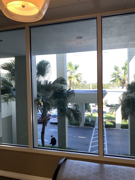 More Photos Of 1155 35th Ln, Vero Beach Medical For Lease