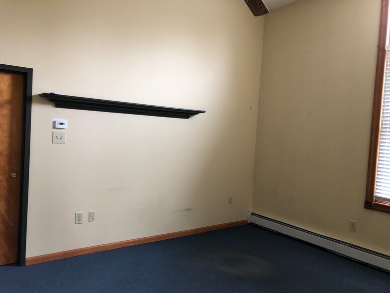 More Photos Of 203 S White Horse Pike, Waterford Works Medical For Lease