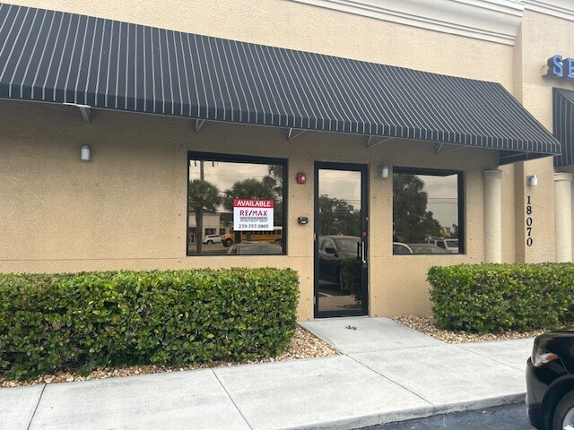 Primary Photo Of 18070 S Tamiami Trl, Fort Myers Storefront Retail Office For Lease