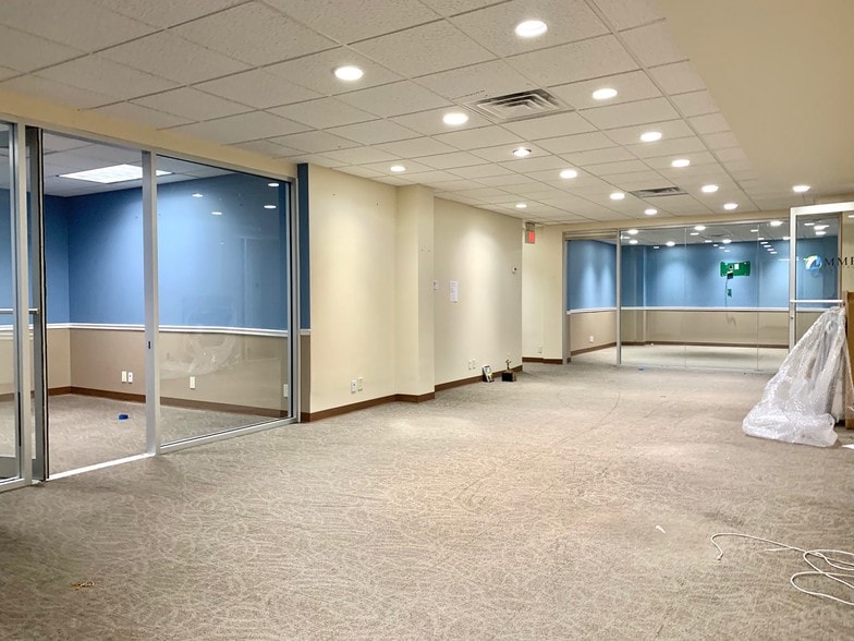More Photos Of 1061 N Broadway, Massapequa Medical For Sale