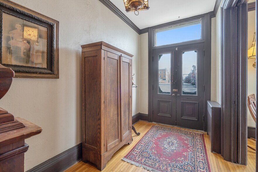 More Photos Of 1880 House Bed & Breakfast, Pulaski Hotel For Sale