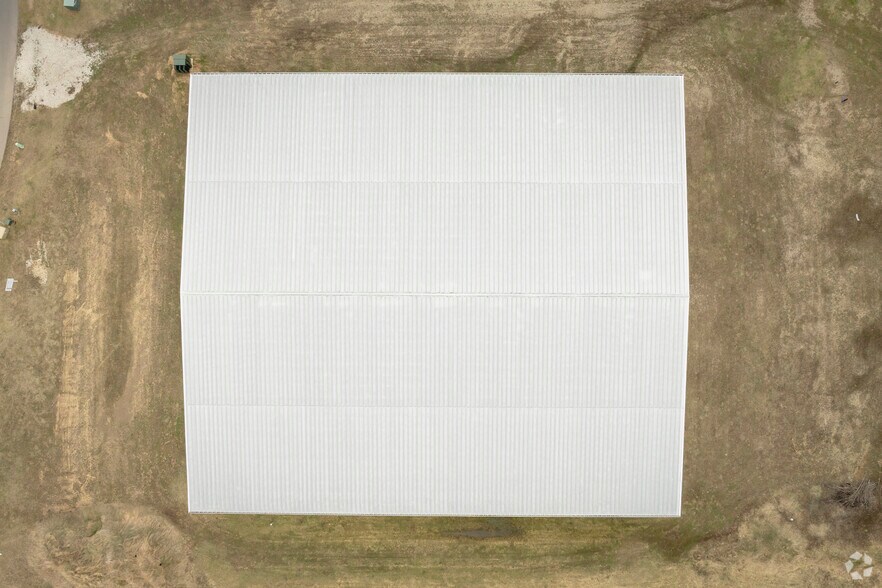 More Photos Of 300 Hammontree Dr, Morenci Warehouse For Lease