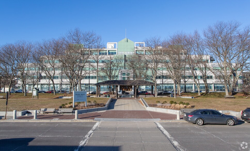 More Photos Of 300 Ocean Ave, Revere Medical For Lease