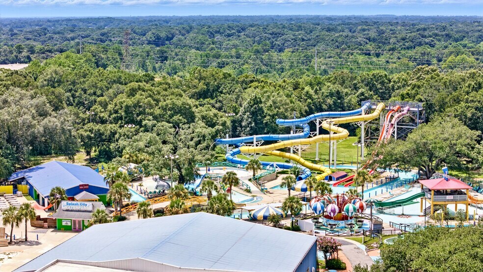 More Photos Of 6709 Pensacola Blvd, Pensacola Amusement Park For Sale