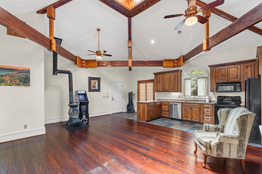 More Photos Of 9975 Ball Ground Hwy, Ball Ground General Retail For Sale