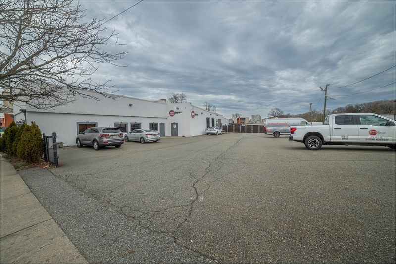 More Photos Of 225 Paterson Ave, Wallington Warehouse For Sale