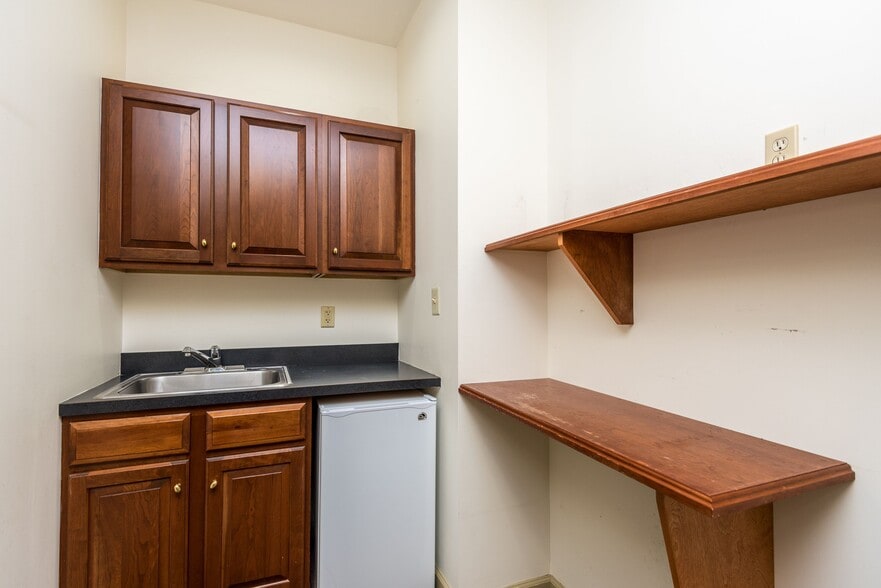 More Photos Of 3900 Mechanicsville Rd, Doylestown Loft Creative Space For Sale