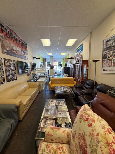 More Photos Of 2924-2934 N Broadway, Los Angeles Storefront For Lease