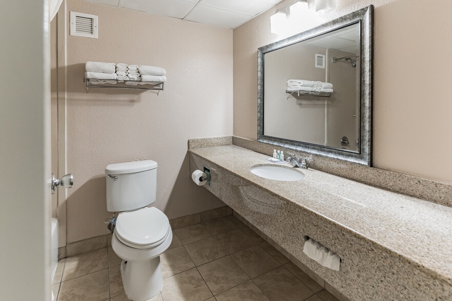 More Photos Of 2693 US-76 Hwy, Marion Hotel For Sale