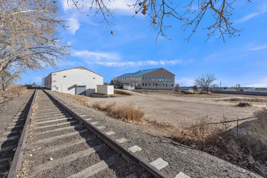 More Photos Of 525 E Railroad Ave, Keenesburg Warehouse For Lease