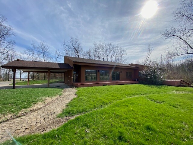 More Photos Of 5440 E County Road 450 N, Albany Loft Creative Space For Sale