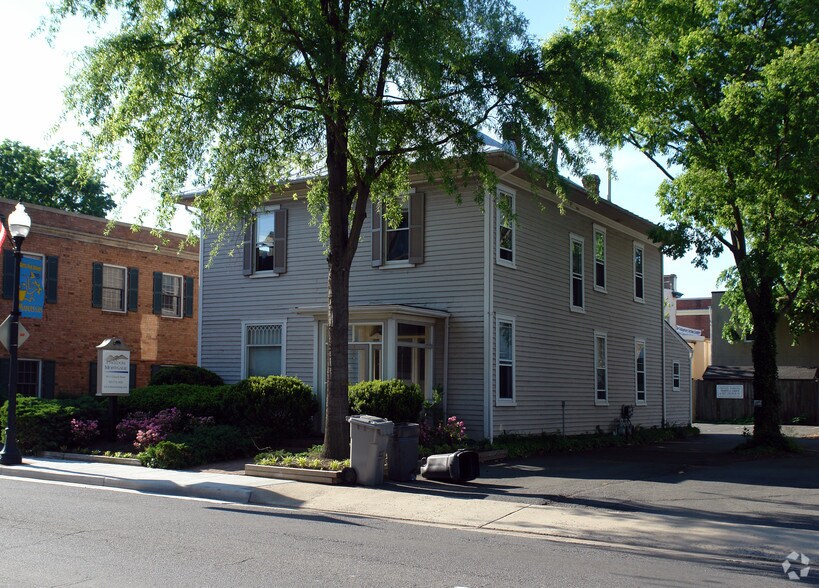 More Photos Of 9117 Church St, Manassas Office For Sale
