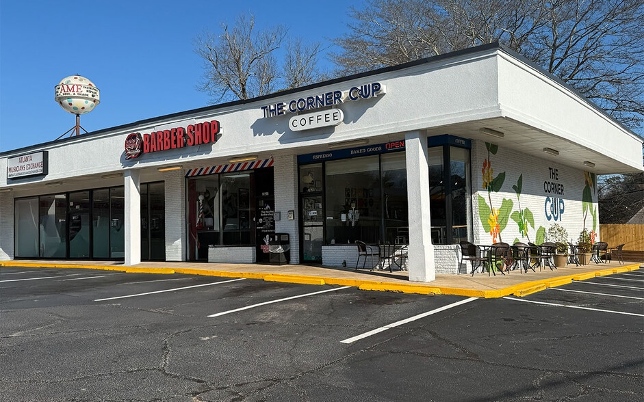 More Photos Of 2611 Lawrenceville Hwy, Decatur Unknown For Lease
