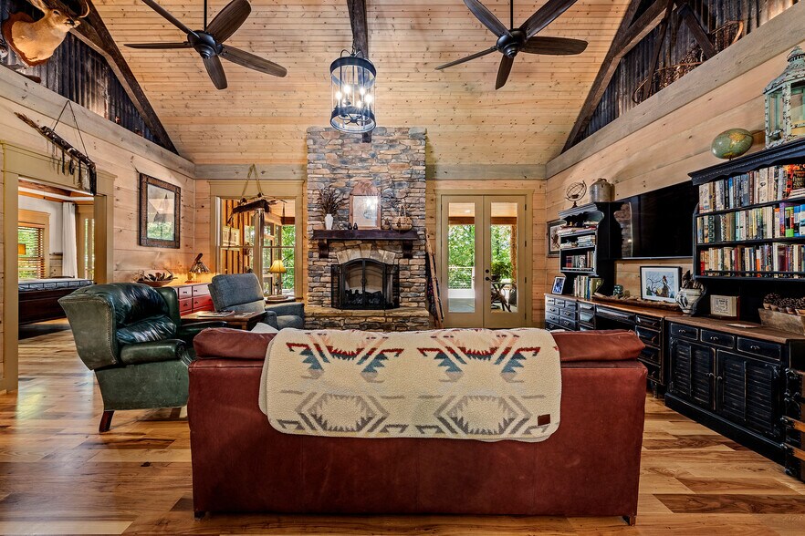 More Photos Of 1638 Old Minor Rd, Culloden Specialty For Sale