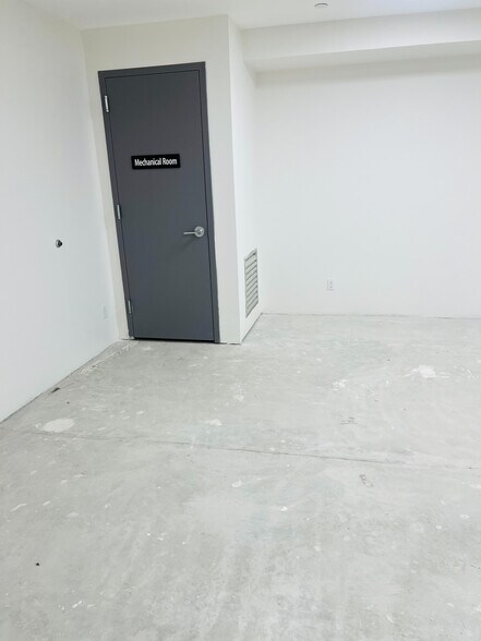 More Photos Of 777 Coney Island Ave, Brooklyn Apartments For Lease