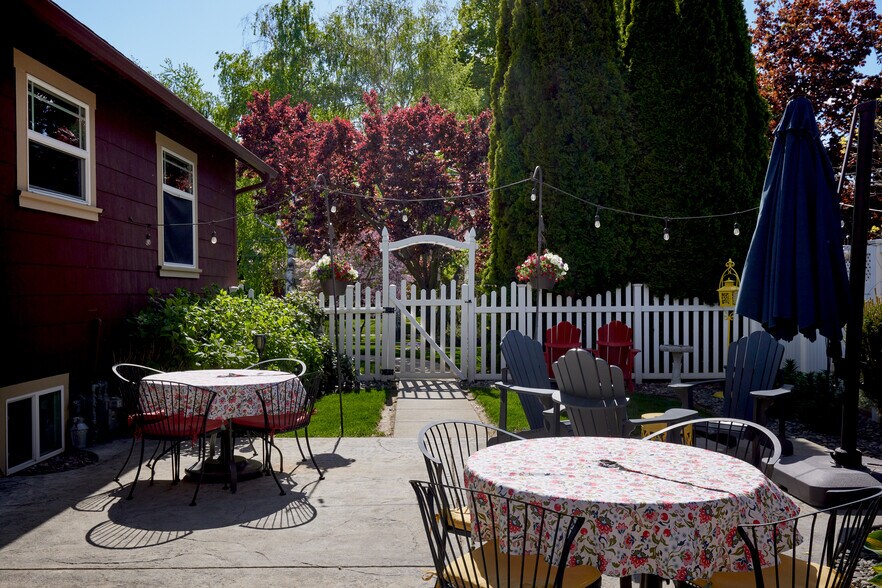 More Photos Of 527 Catherine St, Walla Walla Hospitality For Sale