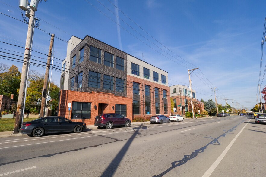 More Photos Of 893-901 N 4th St, Columbus Office Residential For Sale