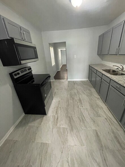 More Photos Of 619 Linwood Ave, Jacksonville Specialty For Sale