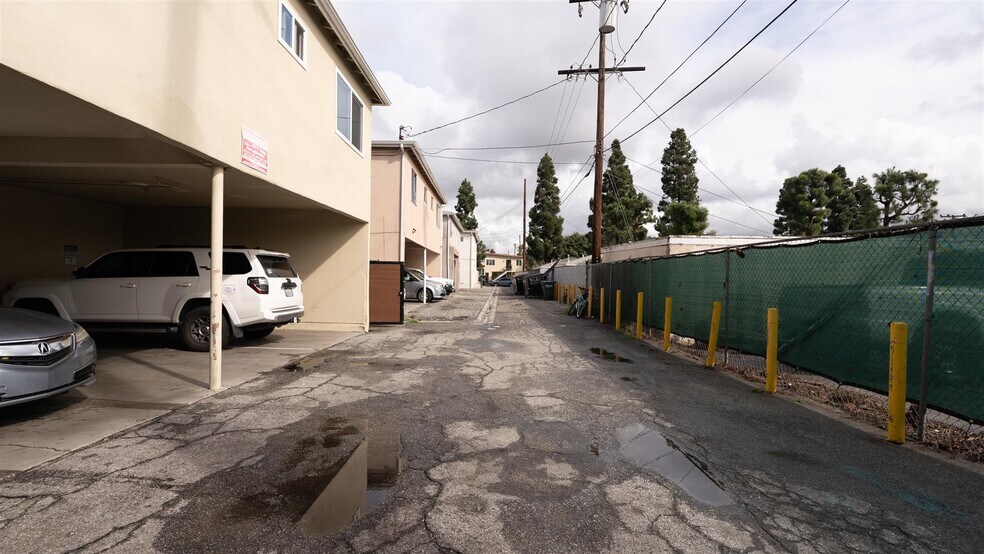 More Photos Of 12592 Washington Pl, Los Angeles Apartments For Sale