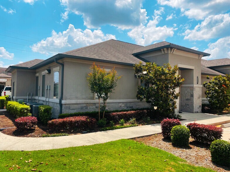 Primary Photo Of 12246 Queenston Blvd, Houston Medical For Sale