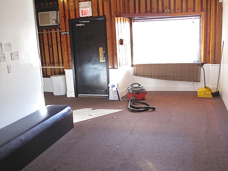 More Photos Of 101-105 Lockwood Ave, Yonkers Storefront For Sale