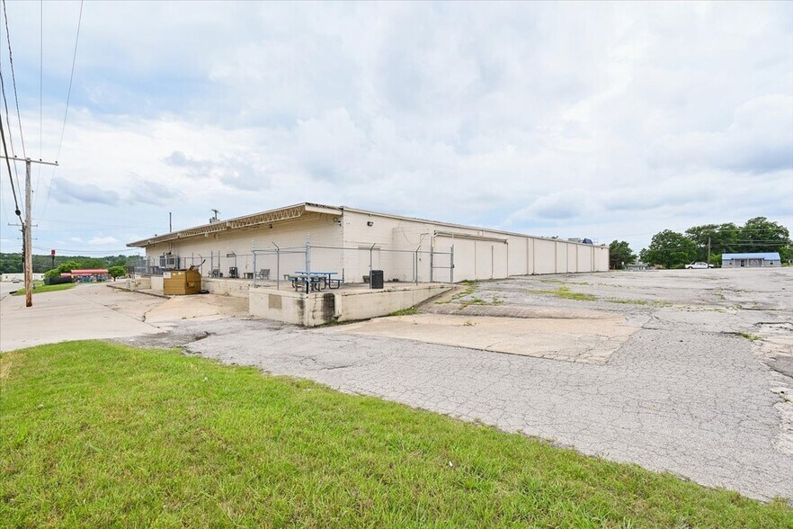 More Photos Of 4915 S Union Ave, Tulsa Office For Sale