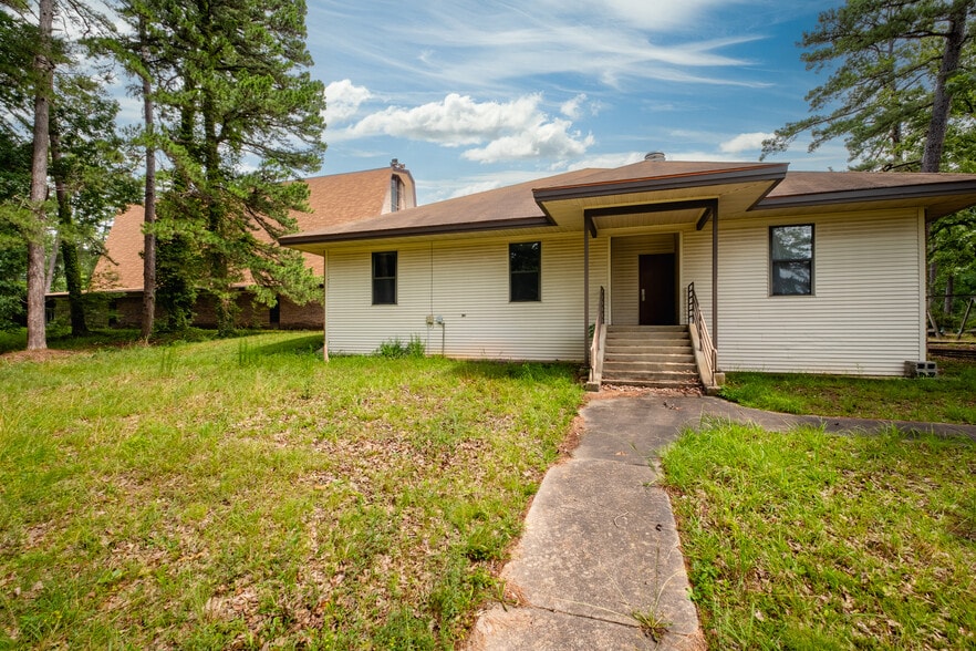 More Photos Of 4601 Western Hills Ave, Little Rock Religious Facility For Sale