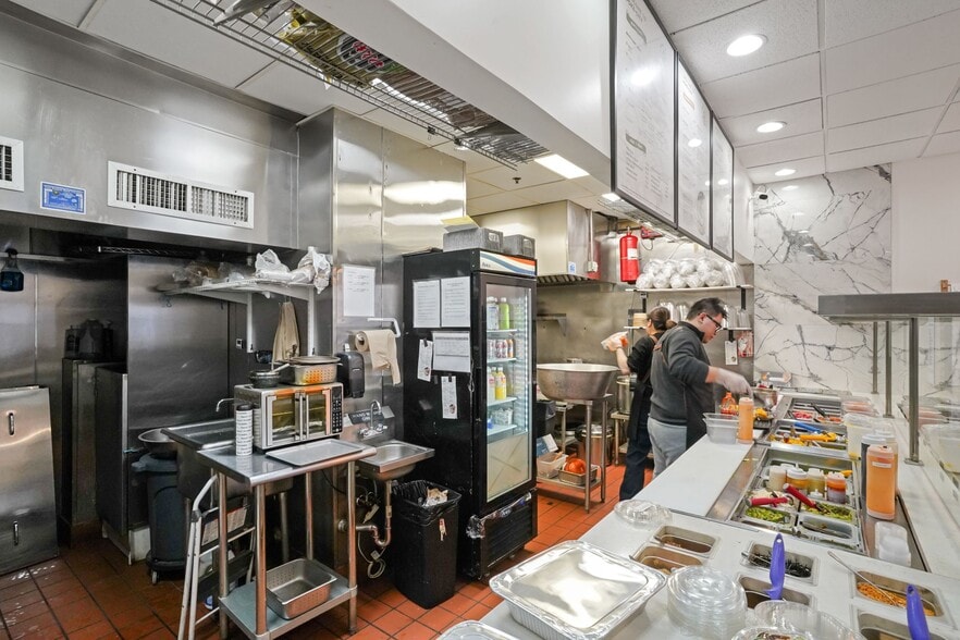 More Photos Of 63-65 Broad St, Boston Storefront Retail Residential For Sale