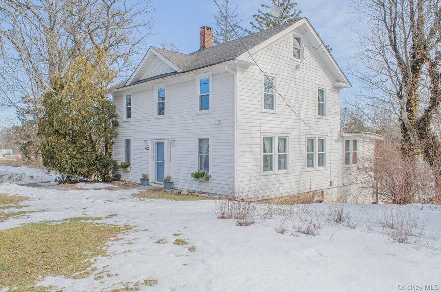 More Photos Of 8874 US Route 9W, Athens Office Residential For Sale