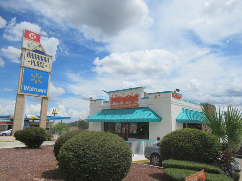 Primary Photo Of 1145 S I-35, New Braunfels Fast Food For Sale