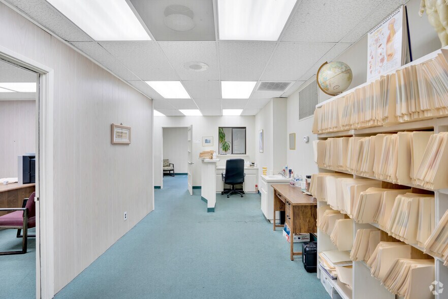 More Photos Of 60 E Foothill Blvd, Upland Storefront Retail Office For Sale