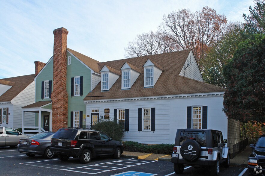 More Photos Of 9017 Forest Hill Ave, Richmond Office For Lease