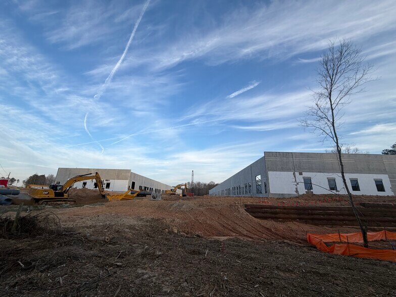 More Photos Of 1485 Goodwin Rd, Apex Unknown For Lease