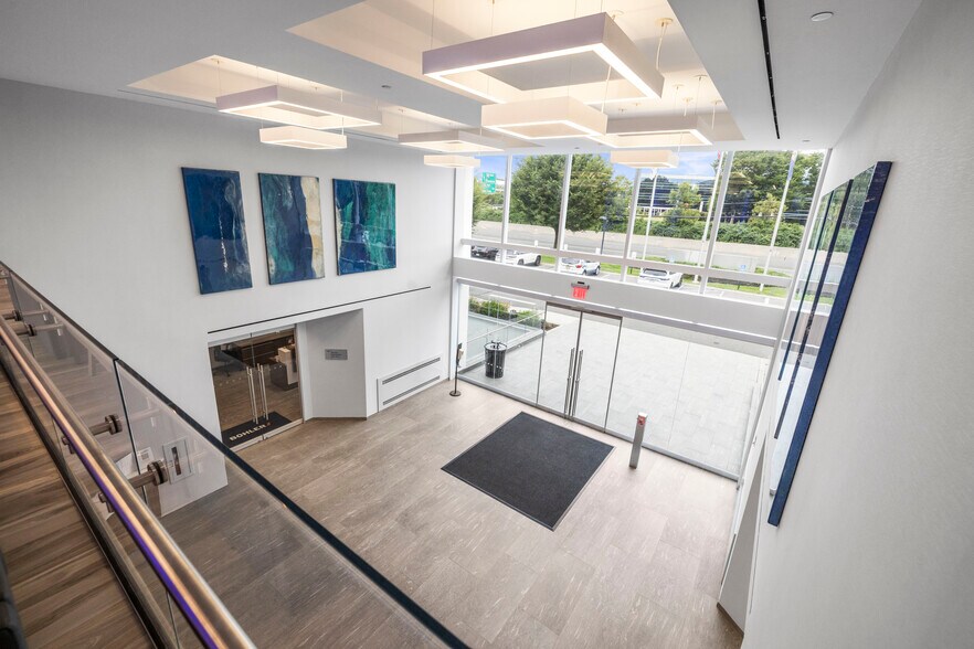 More Photos Of 275 Broadhollow Rd, Melville Office For Lease