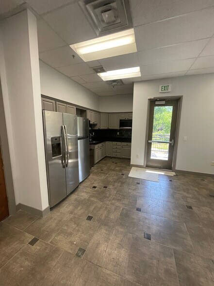 More Photos Of 11629 S 700 E, Draper Office For Sale