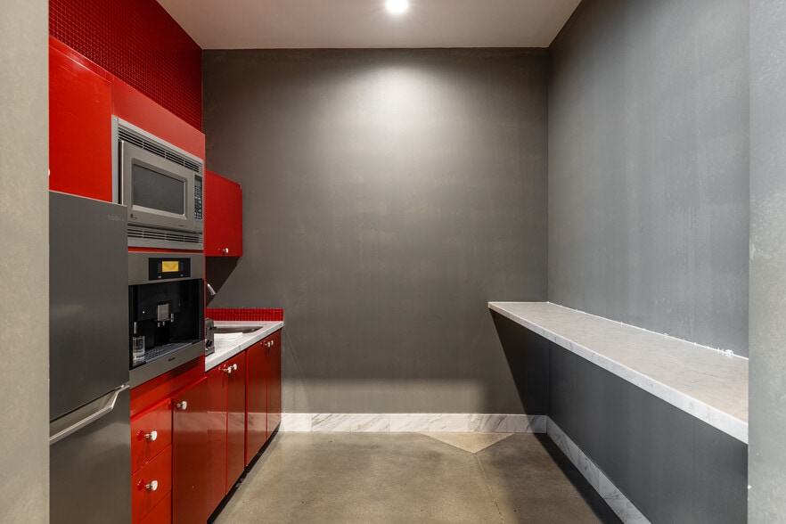 More Photos Of 9550 Research Dr, Irvine Research And Development For Sale