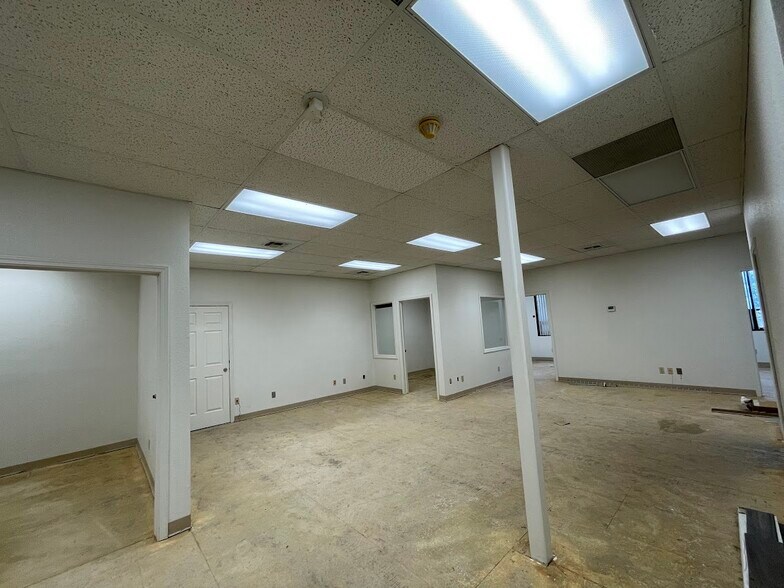 More Photos Of 2926 G St, Merced Office For Lease