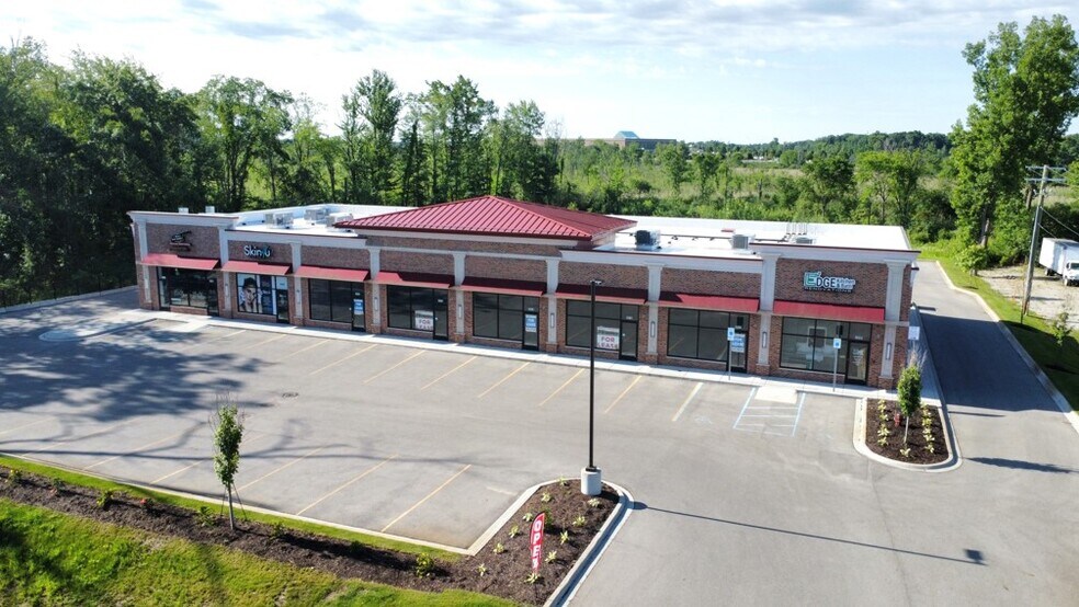 Primary Photo Of 2800 E West Maple Rd, Commerce Township Storefront Retail Office For Lease