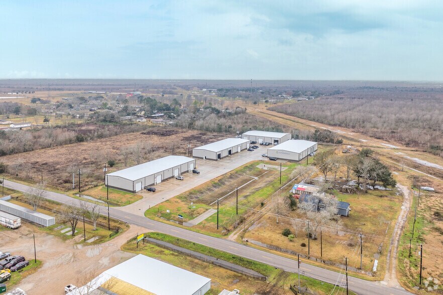 More Photos Of 18500 Pearland Sites Rd, Pearland Unknown For Lease