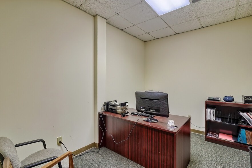 More Photos Of 13 Harbison Way, Columbia Medical For Sale