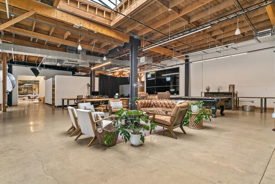 More Photos Of 308-312 S Alameda St, Los Angeles Office For Lease