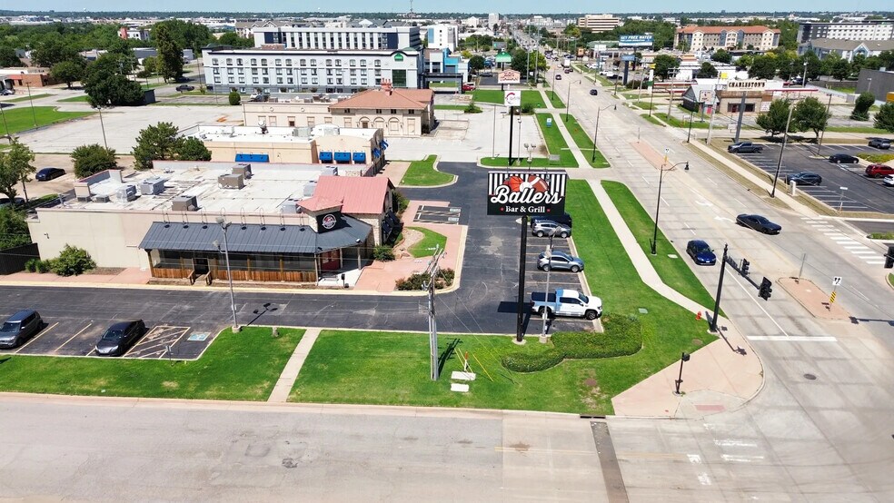 More Photos Of 2037 S Meridian Ave, Oklahoma City Restaurant For Sale