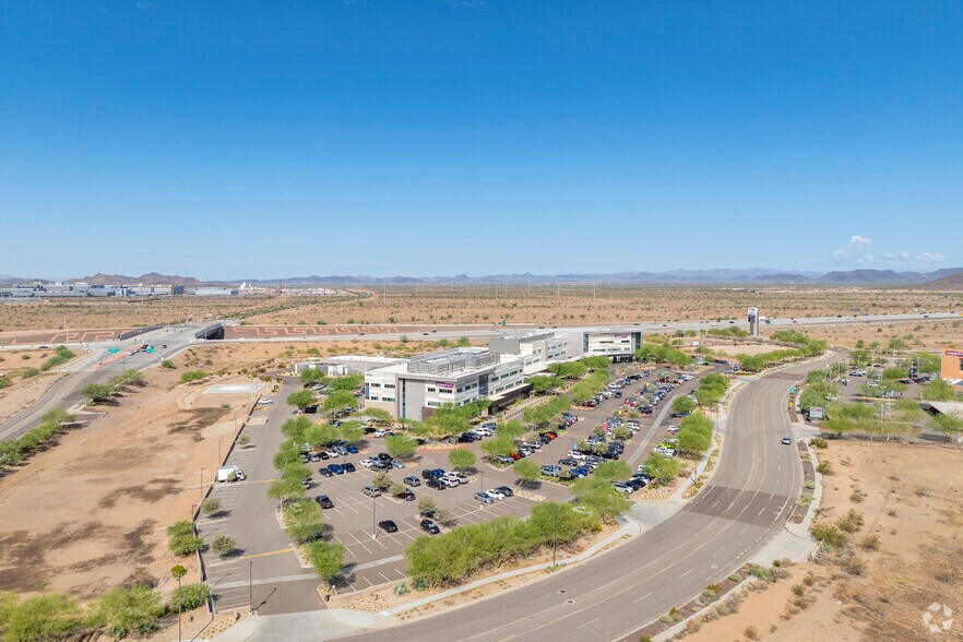 More Photos Of 33300 N 32nd Ave, Phoenix Medical For Lease