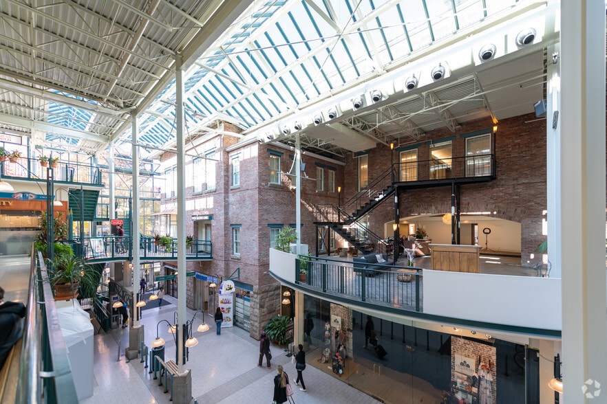 More Photos Of 555 W 12th Ave, Vancouver Office For Lease