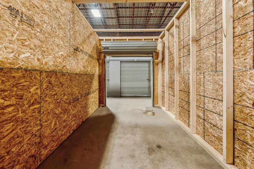 More Photos Of 14 North St, Oneonta Self Storage For Sale