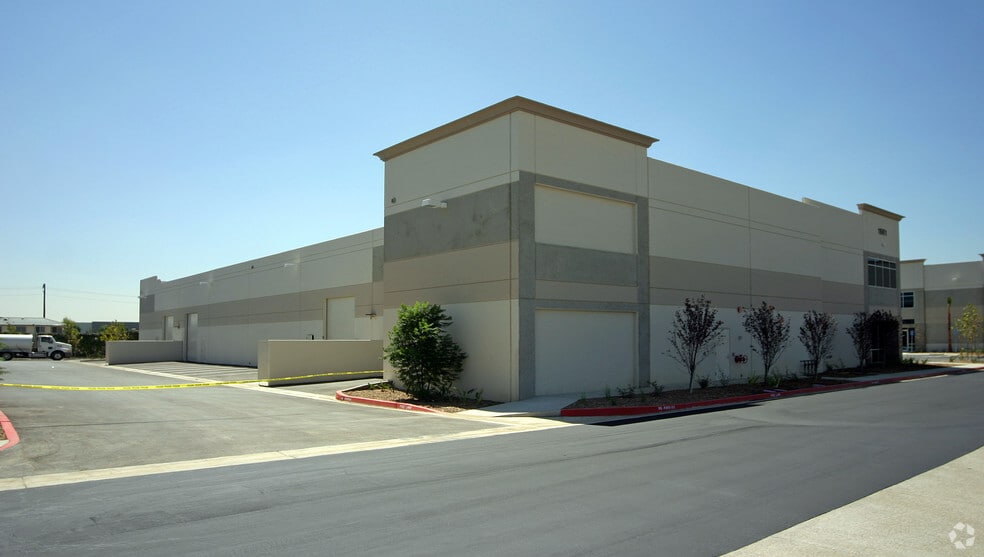 More Photos Of 11981 Jack Benny Dr, Rancho Cucamonga Warehouse For Lease