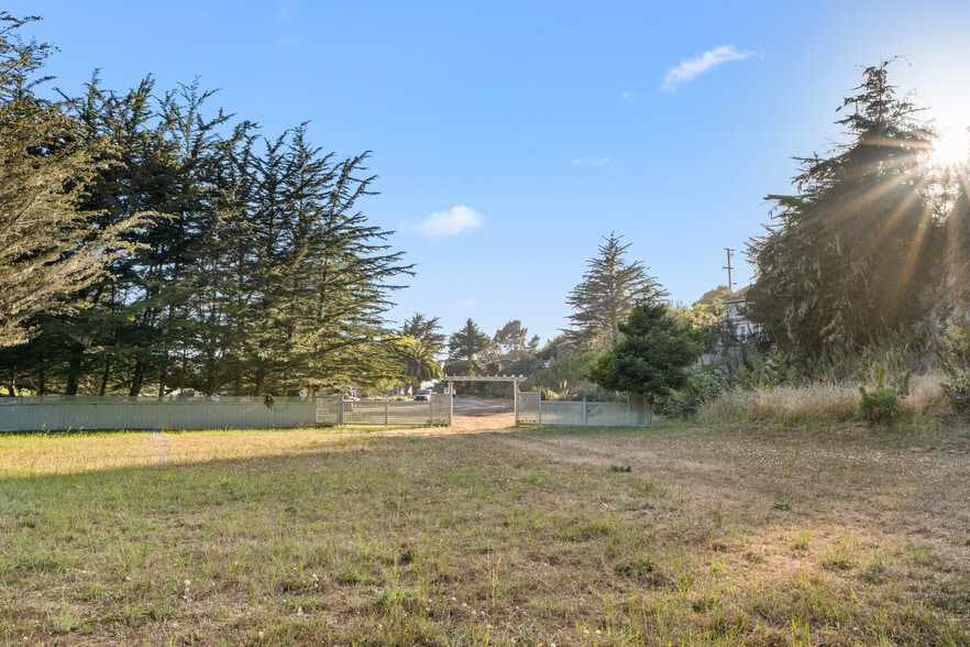 More Photos Of , Jenner Unknown For Sale